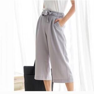 Lululemon Noir Cropped Wide Leg Pants